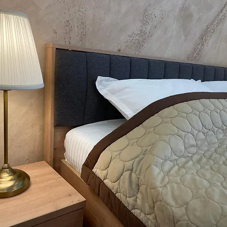 Bora - Free Parking - Center Apartman *