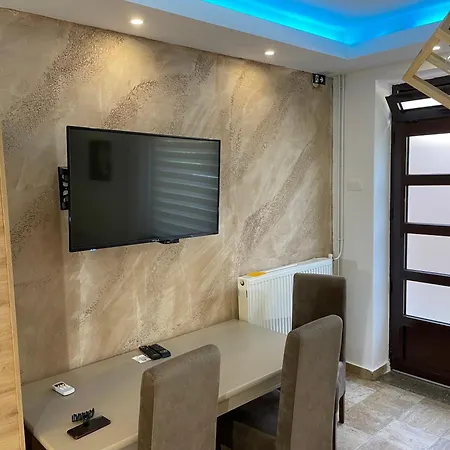 Daire Bora - Free Parking - Center Vranje